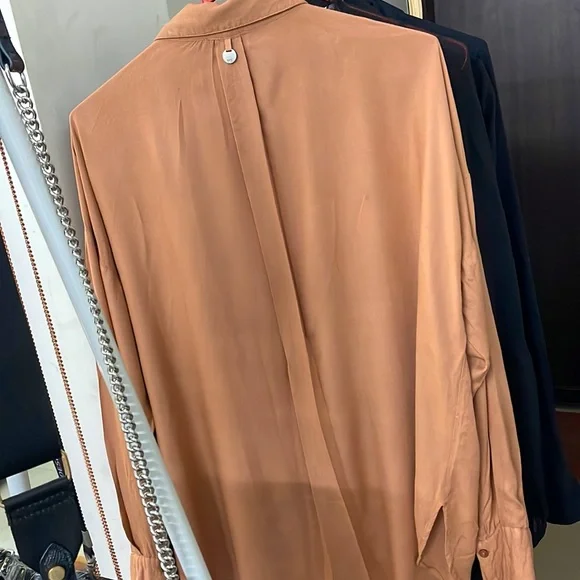 Ver oversized shirt | NWOT - Picture 3 of 9